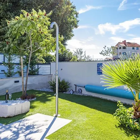 Polaris By Guide Βίλα