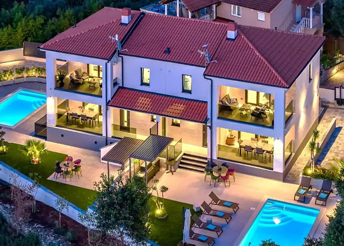 Polaris By Guide Vila