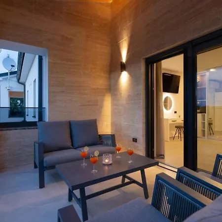 Villa Polaris By Guide