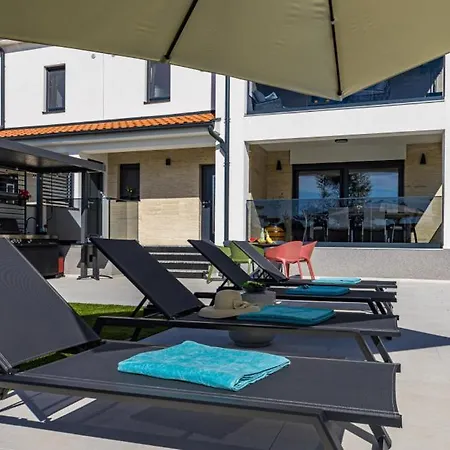 Villa Polaris By Guide